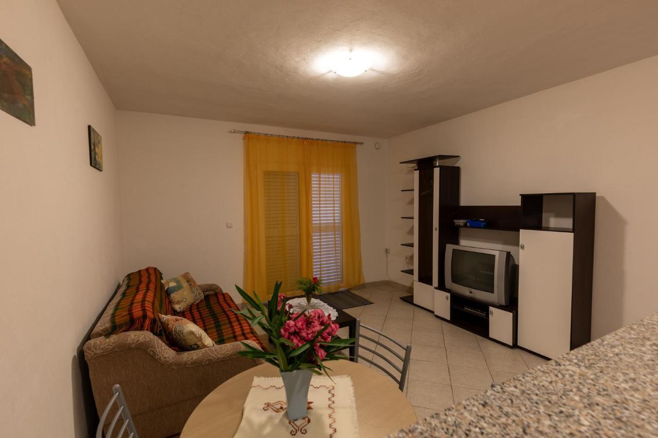 Apartman Kristo Vir Esterno foto