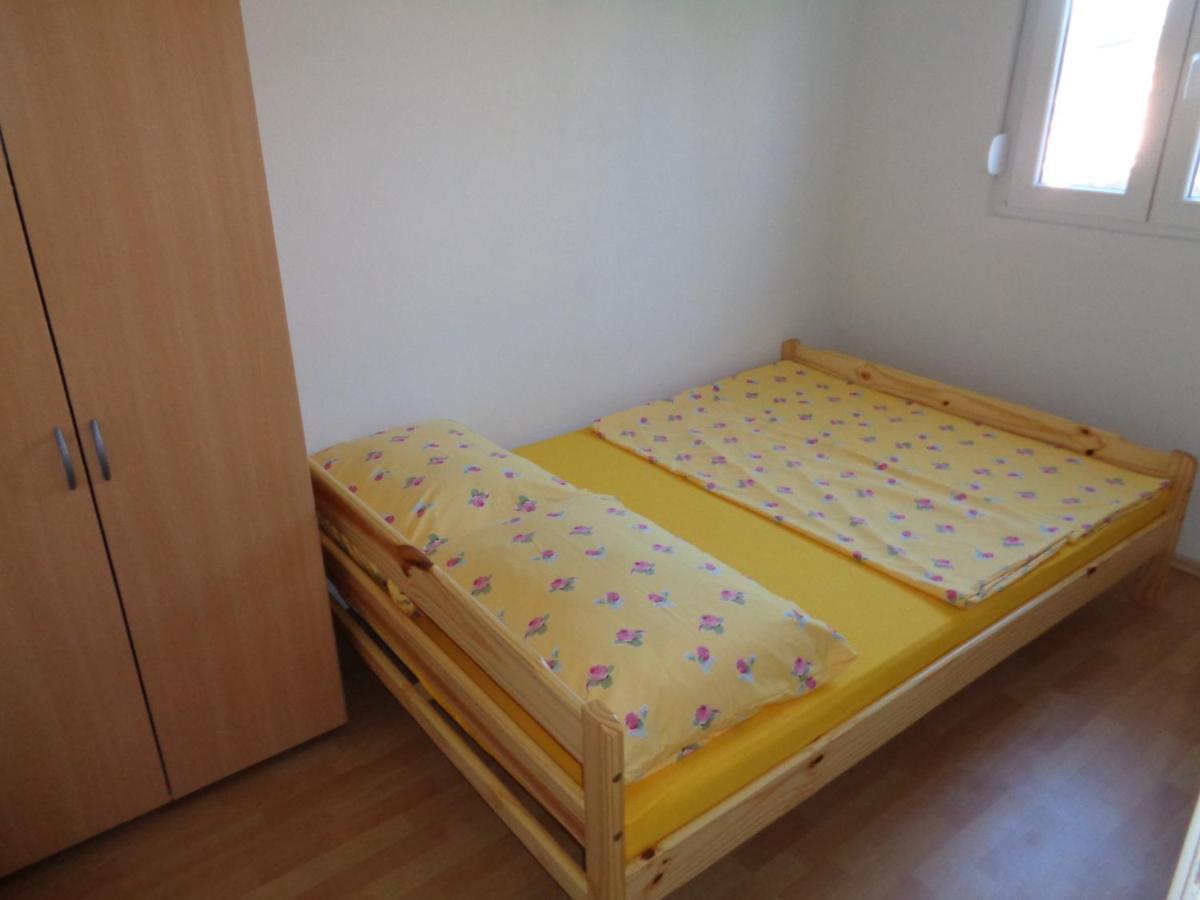 Apartman Kristo Vir Esterno foto